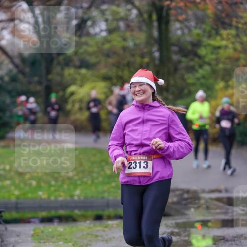 07.12.2025 - St. Pauli X-Mass-Run No. 15 Michael Burmester http://msf.ph/oto/9406125 07.12.2025 11:21:17 Laufen 15, 2313 meine-sportfotos.de