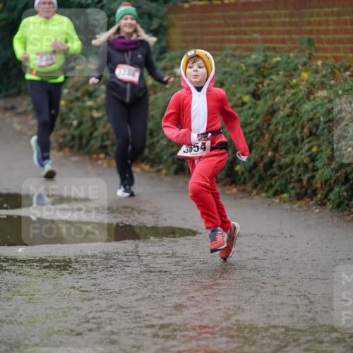 07.12.2025 - St. Pauli X-Mass-Run No. 15 Michael Burmester http://msf.ph/oto/9406130 07.12.2025 11:21:20 Laufen 1286, 3054 meine-sportfotos.de