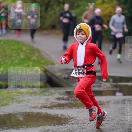 07.12.2025 - St. Pauli X-Mass-Run No. 15 Michael Burmester http://msf.ph/oto/9406135 07.12.2025 11:21:21 Laufen 3654 meine-sportfotos.de