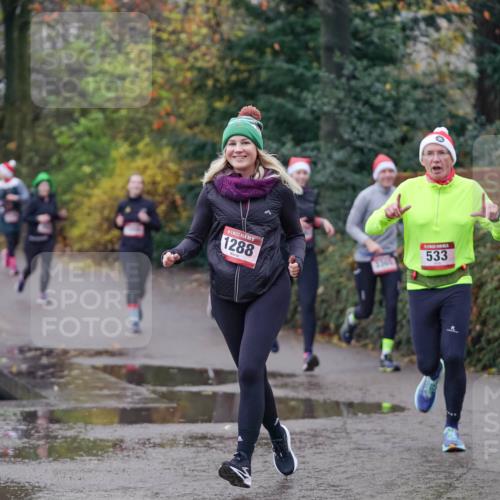 07.12.2025 - St. Pauli X-Mass-Run No. 15 Michael Burmester http://msf.ph/oto/9406141 07.12.2025 11:21:23 Laufen 5, 1288, 533 meine-sportfotos.de