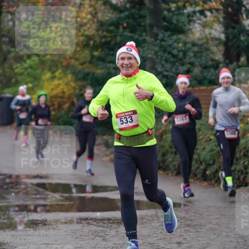 07.12.2025 - St. Pauli X-Mass-Run No. 15 Michael Burmester http://msf.ph/oto/9406146 07.12.2025 11:21:24 Laufen 15, 533, 3367 meine-sportfotos.de