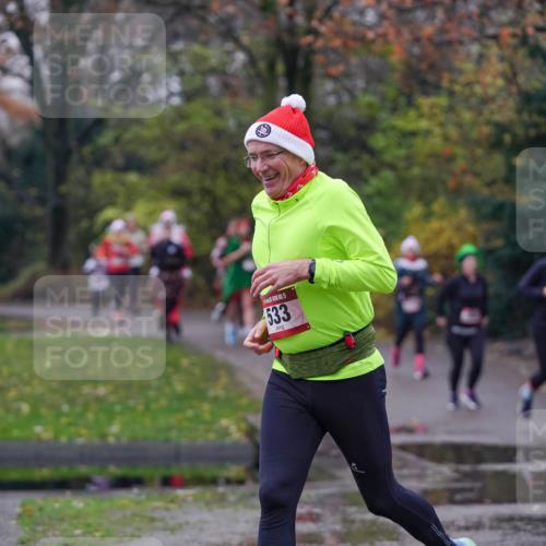 07.12.2025 - St. Pauli X-Mass-Run No. 15 Michael Burmester http://msf.ph/oto/9406147 07.12.2025 11:21:25 Laufen 15, 533 meine-sportfotos.de