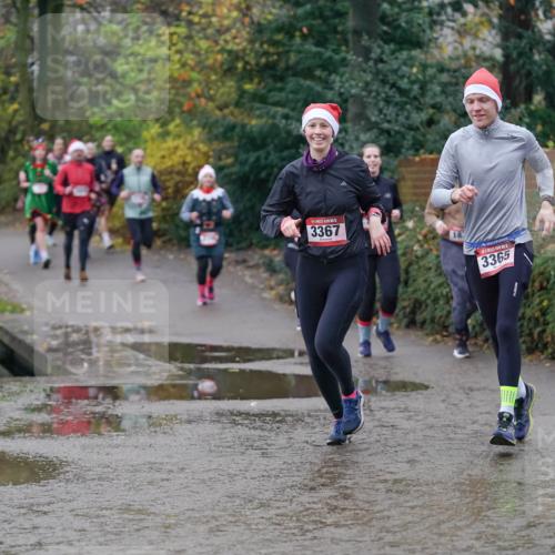 07.12.2025 - St. Pauli X-Mass-Run No. 15 Michael Burmester http://msf.ph/oto/9406152 07.12.2025 11:21:26 Laufen 3367, 3365 meine-sportfotos.de