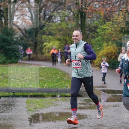 07.12.2025 - St. Pauli X-Mass-Run No. 15 Michael Burmester http://msf.ph/oto/9406178 07.12.2025 11:21:33 Laufen 2395, 15, 2396 meine-sportfotos.de