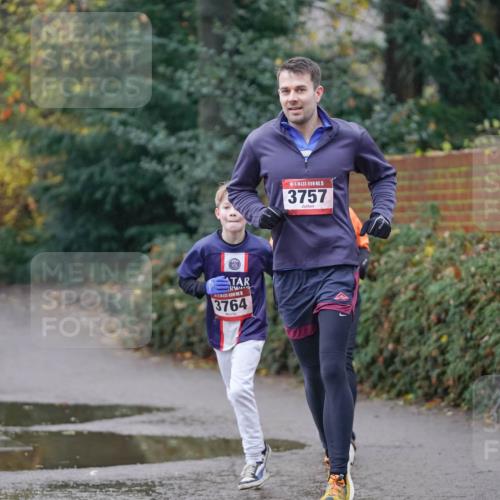 07.12.2025 - St. Pauli X-Mass-Run No. 15 Michael Burmester http://msf.ph/oto/9406217 07.12.2025 11:21:43 Laufen 3764, 15, 3757, 1, 15, 3755 meine-sportfotos.de