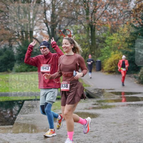 07.12.2025 - St. Pauli X-Mass-Run No. 15 Michael Burmester http://msf.ph/oto/9406256 07.12.2025 11:21:57 Laufen 1843, 15, 838 meine-sportfotos.de