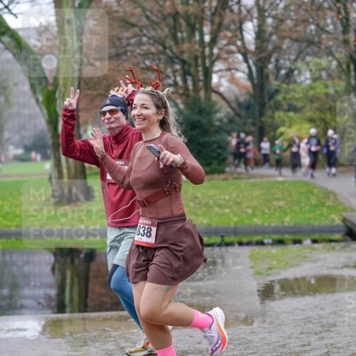 07.12.2025 - St. Pauli X-Mass-Run No. 15 Michael Burmester http://msf.ph/oto/9406260 07.12.2025 11:21:57 Laufen 838 meine-sportfotos.de