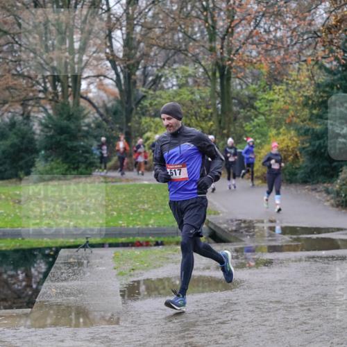 07.12.2025 - St. Pauli X-Mass-Run No. 15 Michael Burmester http://msf.ph/oto/9406267 07.12.2025 11:21:59 Laufen 617 meine-sportfotos.de