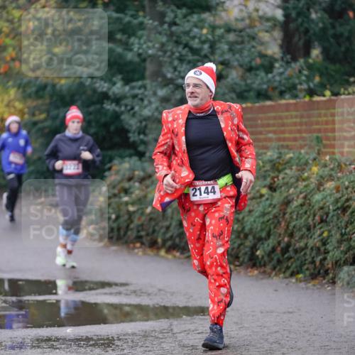 07.12.2025 - St. Pauli X-Mass-Run No. 15 Michael Burmester http://msf.ph/oto/9406270 07.12.2025 11:22:01 Laufen 2144 meine-sportfotos.de