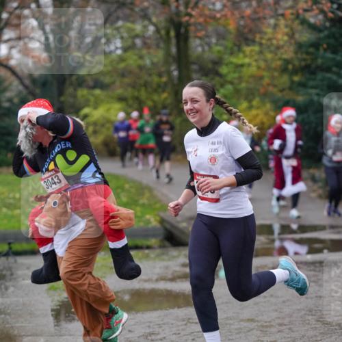 07.12.2025 - St. Pauli X-Mass-Run No. 15 Michael Burmester http://msf.ph/oto/9406317 07.12.2025 11:22:16 Laufen 3043 meine-sportfotos.de