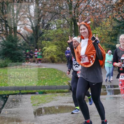 07.12.2025 - St. Pauli X-Mass-Run No. 15 Michael Burmester http://msf.ph/oto/9406320 07.12.2025 11:22:18 Laufen 35, 207, 3733, 32, 3735, 100, 1600 meine-sportfotos.de