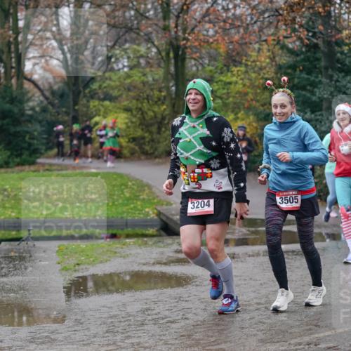 07.12.2025 - St. Pauli X-Mass-Run No. 15 Michael Burmester http://msf.ph/oto/9406330 07.12.2025 11:22:20 Laufen 3204, 3505, 3529 meine-sportfotos.de