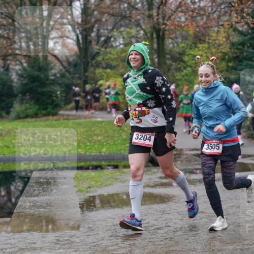 07.12.2025 - St. Pauli X-Mass-Run No. 15 Michael Burmester http://msf.ph/oto/9406332 07.12.2025 11:22:20 Laufen 3204, 3505, 2713 meine-sportfotos.de
