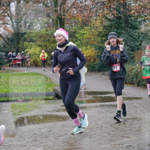 07.12.2025 - St. Pauli X-Mass-Run No. 15 Michael Burmester http://msf.ph/oto/9406359 07.12.2025 11:22:26 Laufen 923, 291, 2122, 727 meine-sportfotos.de
