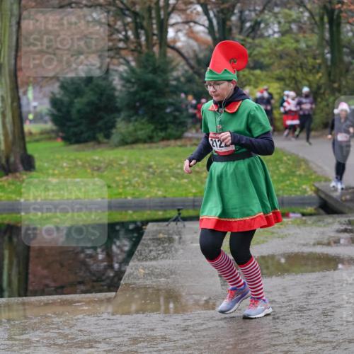 07.12.2025 - St. Pauli X-Mass-Run No. 15 Michael Burmester http://msf.ph/oto/9406373 07.12.2025 11:22:31 Laufen 212 meine-sportfotos.de