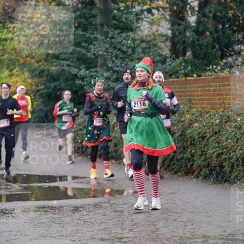 07.12.2025 - St. Pauli X-Mass-Run No. 15 Michael Burmester http://msf.ph/oto/9406381 07.12.2025 11:22:32 Laufen 2022, 2416, 2417, 500, 2116 meine-sportfotos.de
