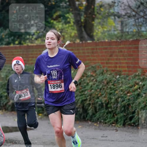 07.12.2025 - St. Pauli X-Mass-Run No. 15 Michael Burmester http://msf.ph/oto/9406386 07.12.2025 09:37:26 Laufen 030, 15, 1896 meine-sportfotos.de