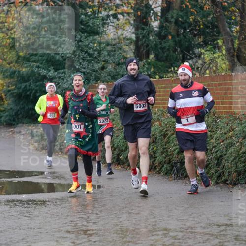 07.12.2025 - St. Pauli X-Mass-Run No. 15 Michael Burmester http://msf.ph/oto/9406393 07.12.2025 11:22:34 Laufen 116, 652, 5001, 2022, 5002 meine-sportfotos.de