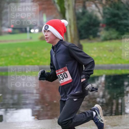 07.12.2025 - St. Pauli X-Mass-Run No. 15 Michael Burmester http://msf.ph/oto/9406394 07.12.2025 09:37:28 Laufen 4, 15, 030 meine-sportfotos.de