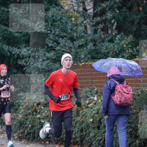 07.12.2025 - St. Pauli X-Mass-Run No. 15 Michael Burmester http://msf.ph/oto/9406396 07.12.2025 09:37:40 Laufen 1258, 2135 meine-sportfotos.de
