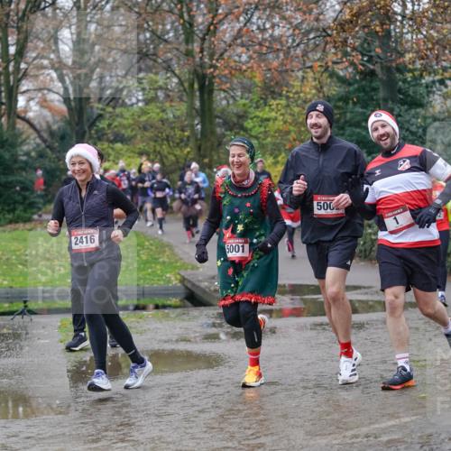 07.12.2025 - St. Pauli X-Mass-Run No. 15 Michael Burmester http://msf.ph/oto/9406417 07.12.2025 11:22:36 Laufen 2416, 5001, 500, 2022 meine-sportfotos.de