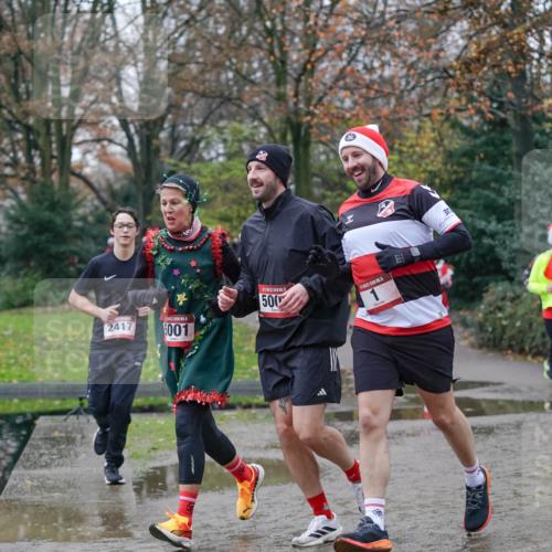 07.12.2025 - St. Pauli X-Mass-Run No. 15 Michael Burmester http://msf.ph/oto/9406419 07.12.2025 11:22:36 Laufen 2416, 2417, 5001, 500, 652, 2022 meine-sportfotos.de