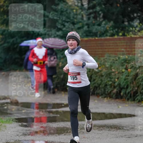 07.12.2025 - St. Pauli X-Mass-Run No. 15 Michael Burmester http://msf.ph/oto/9406420 07.12.2025 09:37:45 Laufen 15, 195 meine-sportfotos.de