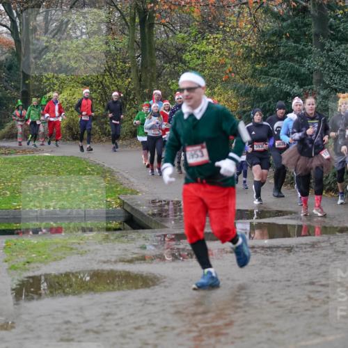 07.12.2025 - St. Pauli X-Mass-Run No. 15 Michael Burmester http://msf.ph/oto/9406463 07.12.2025 11:22:42 Laufen 3576, 3379, 393, 3028, 102, 2084 meine-sportfotos.de
