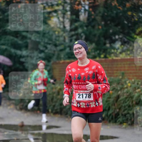 07.12.2025 - St. Pauli X-Mass-Run No. 15 Michael Burmester http://msf.ph/oto/9406470 07.12.2025 09:37:54 Laufen 2178 meine-sportfotos.de