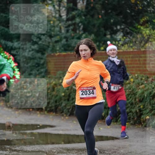 07.12.2025 - St. Pauli X-Mass-Run No. 15 Michael Burmester http://msf.ph/oto/9406482 07.12.2025 09:37:58 Laufen 15, 2034, 615 meine-sportfotos.de