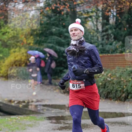 07.12.2025 - St. Pauli X-Mass-Run No. 15 Michael Burmester http://msf.ph/oto/9406494 07.12.2025 09:38:00 Laufen 15, 615 meine-sportfotos.de