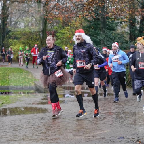 07.12.2025 - St. Pauli X-Mass-Run No. 15 Michael Burmester http://msf.ph/oto/9406495 07.12.2025 11:22:46 Laufen 103, 1951, 35, 390, 2644, 3508 meine-sportfotos.de