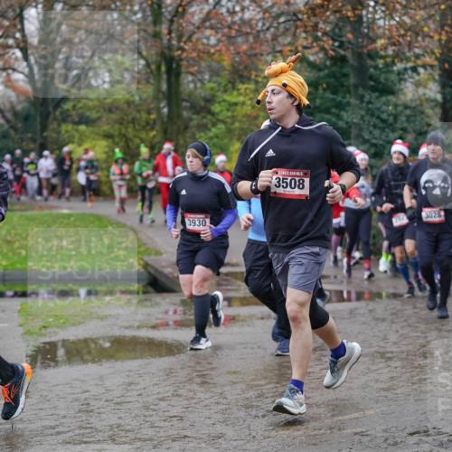 07.12.2025 - St. Pauli X-Mass-Run No. 15 Michael Burmester http://msf.ph/oto/9406503 07.12.2025 11:22:47 Laufen 32, 15, 1951, 3930, 5, 3508, 3028 meine-sportfotos.de