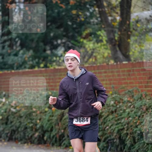 07.12.2025 - St. Pauli X-Mass-Run No. 15 Michael Burmester http://msf.ph/oto/9406506 07.12.2025 09:38:04 Laufen 3684 meine-sportfotos.de