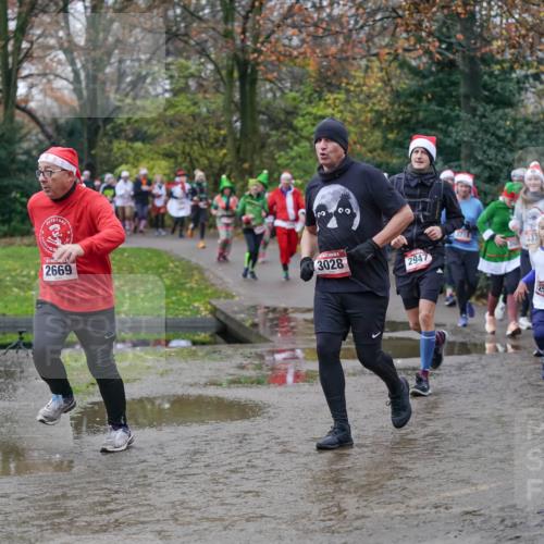 07.12.2025 - St. Pauli X-Mass-Run No. 15 Michael Burmester http://msf.ph/oto/9406515 07.12.2025 11:22:49 Laufen 00, 2669, 3028, 2947, 259, 3403 meine-sportfotos.de