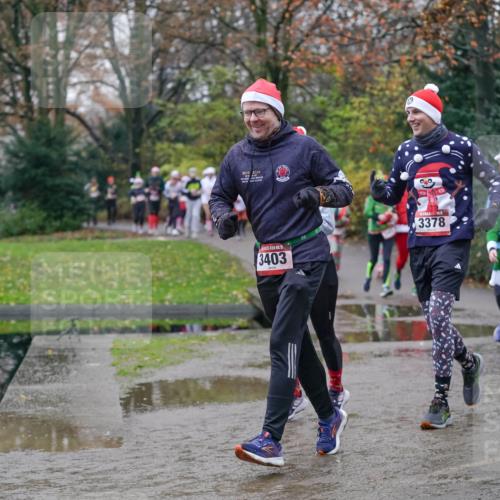 07.12.2025 - St. Pauli X-Mass-Run No. 15 Michael Burmester http://msf.ph/oto/9406541 07.12.2025 11:22:52 Laufen 2009, 2024, 15, 3403, 3378, 3920, 3605 meine-sportfotos.de