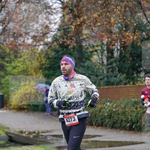 07.12.2025 - St. Pauli X-Mass-Run No. 15 Michael Burmester http://msf.ph/oto/9406550 07.12.2025 09:38:11 Laufen 4273 meine-sportfotos.de