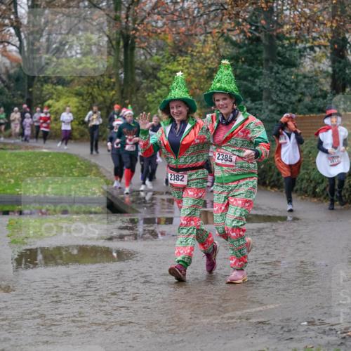 07.12.2025 - St. Pauli X-Mass-Run No. 15 Michael Burmester http://msf.ph/oto/9406599 07.12.2025 11:23:00 Laufen 2382, 2385, 3917 meine-sportfotos.de