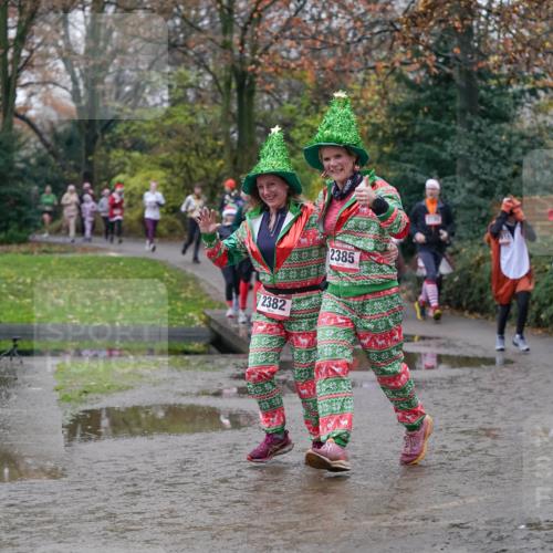 07.12.2025 - St. Pauli X-Mass-Run No. 15 Michael Burmester http://msf.ph/oto/9406603 07.12.2025 11:23:00 Laufen 2382, 2385, 3917 meine-sportfotos.de