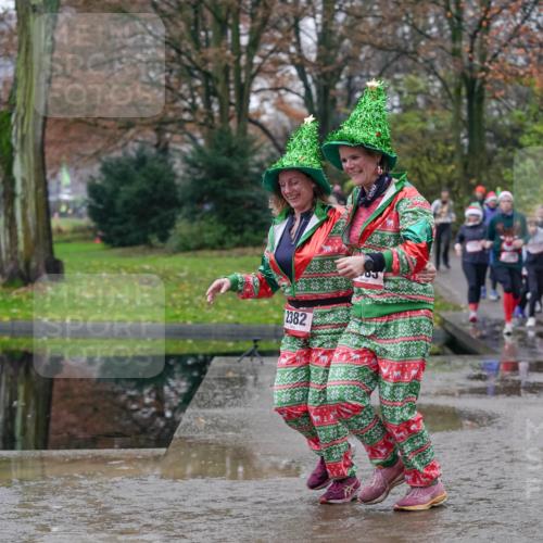 07.12.2025 - St. Pauli X-Mass-Run No. 15 Michael Burmester http://msf.ph/oto/9406615 07.12.2025 11:23:00 Laufen 2382 meine-sportfotos.de