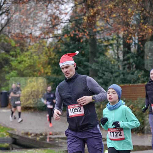 07.12.2025 - St. Pauli X-Mass-Run No. 15 Michael Burmester http://msf.ph/oto/9406630 07.12.2025 09:38:46 Laufen 15, 1052, 15, 1722 meine-sportfotos.de