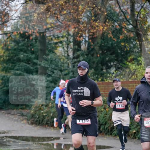07.12.2025 - St. Pauli X-Mass-Run No. 15 Michael Burmester http://msf.ph/oto/9406660 07.12.2025 09:38:52 Laufen 1, 1113, 51 meine-sportfotos.de