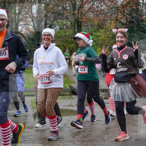 07.12.2025 - St. Pauli X-Mass-Run No. 15 Michael Burmester http://msf.ph/oto/9406665 07.12.2025 11:23:08 Laufen 2294, 2180, 15, 2179, 323, 3777, 3619 meine-sportfotos.de