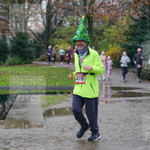 07.12.2025 - St. Pauli X-Mass-Run No. 15 Michael Burmester http://msf.ph/oto/9406681 07.12.2025 11:23:10 Laufen 15, 3619, 460 meine-sportfotos.de