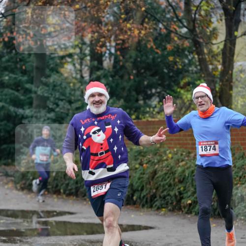 07.12.2025 - St. Pauli X-Mass-Run No. 15 Michael Burmester http://msf.ph/oto/9406684 07.12.2025 09:38:55 Laufen 2651, 5, 1874 meine-sportfotos.de
