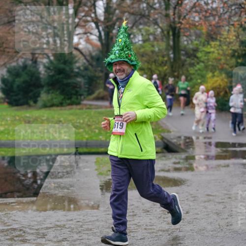 07.12.2025 - St. Pauli X-Mass-Run No. 15 Michael Burmester http://msf.ph/oto/9406685 07.12.2025 11:23:10 Laufen 619 meine-sportfotos.de