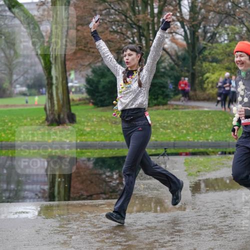 07.12.2025 - St. Pauli X-Mass-Run No. 15 Michael Burmester http://msf.ph/oto/9406707 07.12.2025 11:23:12 Laufen 4 meine-sportfotos.de