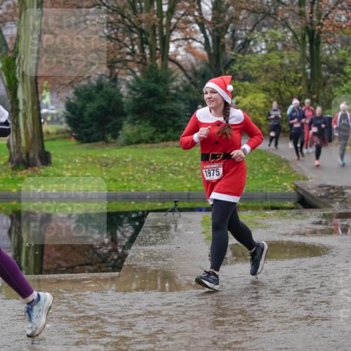 07.12.2025 - St. Pauli X-Mass-Run No. 15 Michael Burmester http://msf.ph/oto/9406715 07.12.2025 11:23:14 Laufen 24, 4605, 1975 meine-sportfotos.de