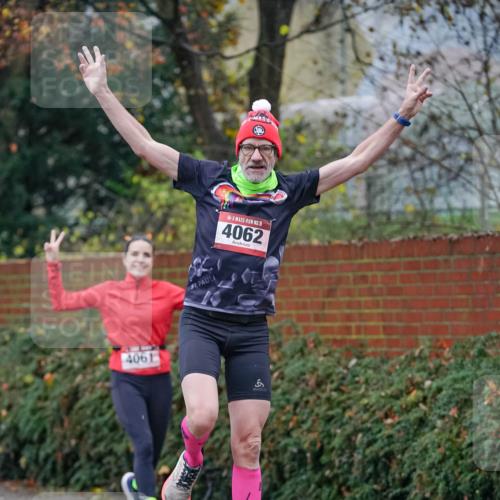 07.12.2025 - St. Pauli X-Mass-Run No. 15 Michael Burmester http://msf.ph/oto/9406728 07.12.2025 09:39:02 Laufen 4061, 15, 4062 meine-sportfotos.de