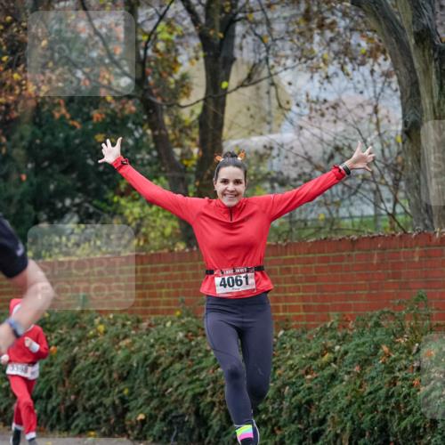 07.12.2025 - St. Pauli X-Mass-Run No. 15 Michael Burmester http://msf.ph/oto/9406732 07.12.2025 09:39:04 Laufen 3398, 15, 4061 meine-sportfotos.de